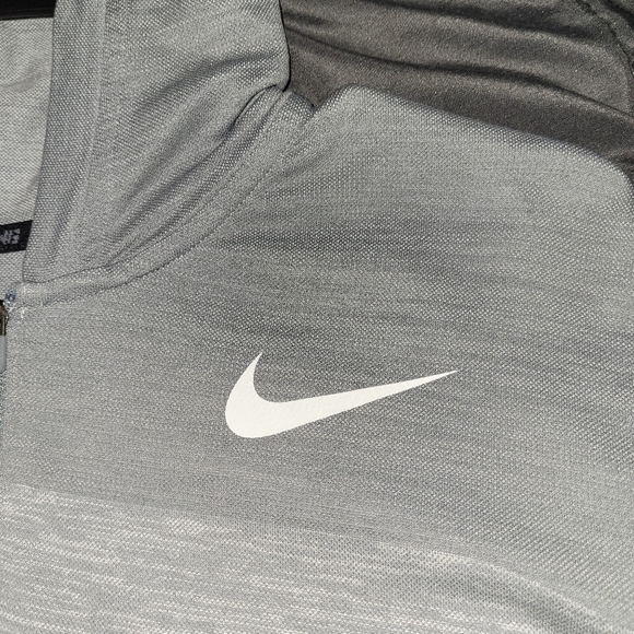 Sold...NIKE Pro Dri Fit Knit Training Hoodie - Picture 3 of 5